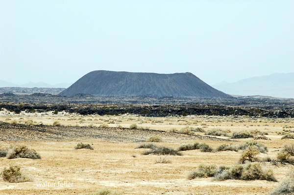 Amboy crater -- Route 66