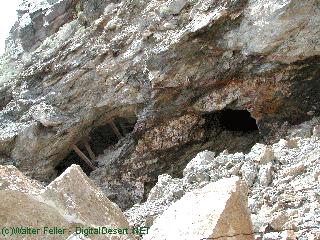 Keane Wonder Mine, Death Valley photo